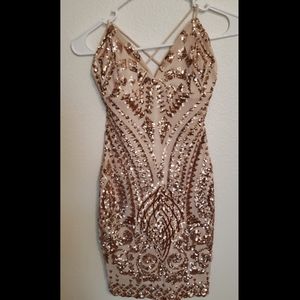 Women's sequined party dress